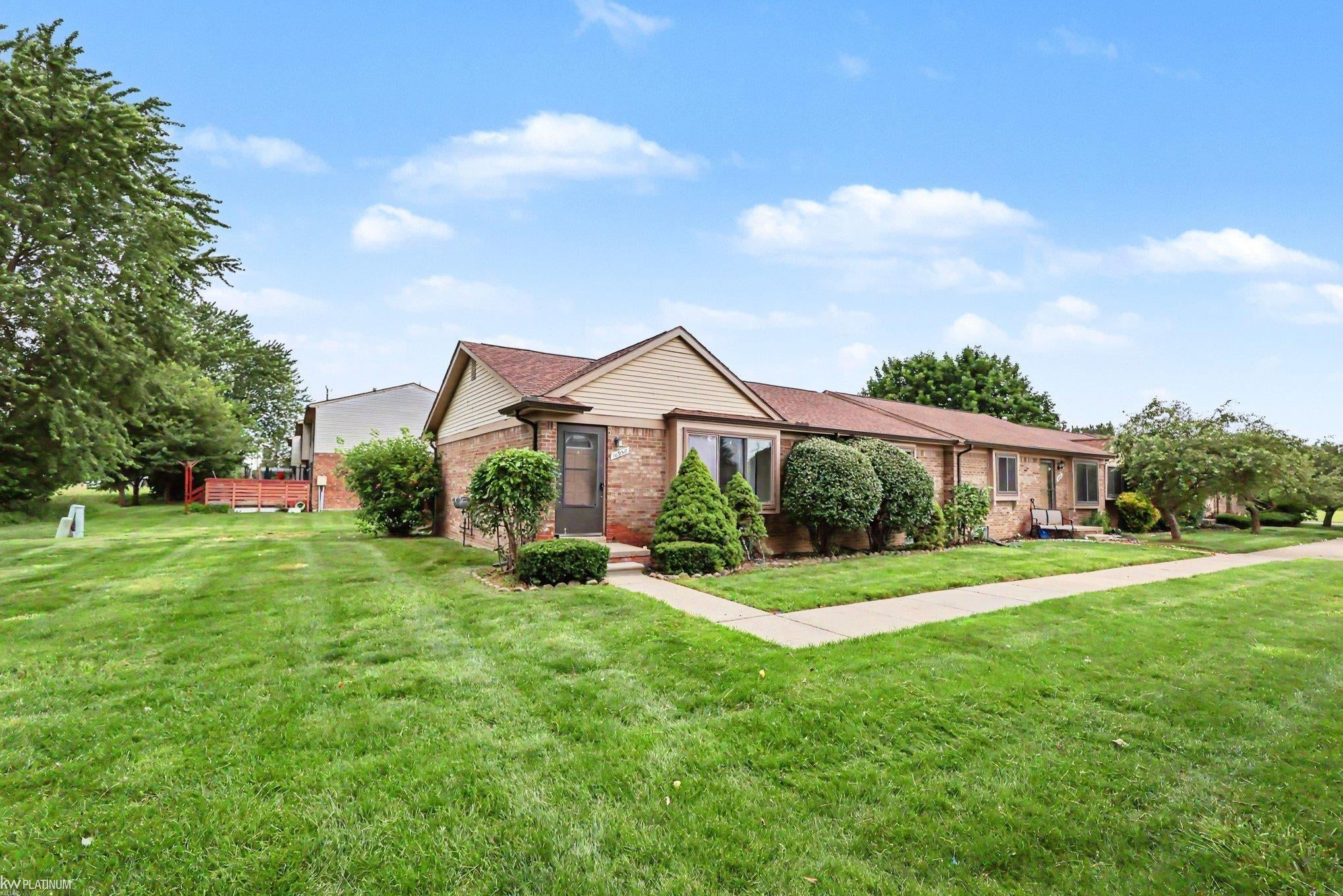 16958 Kingsbrooke Drive