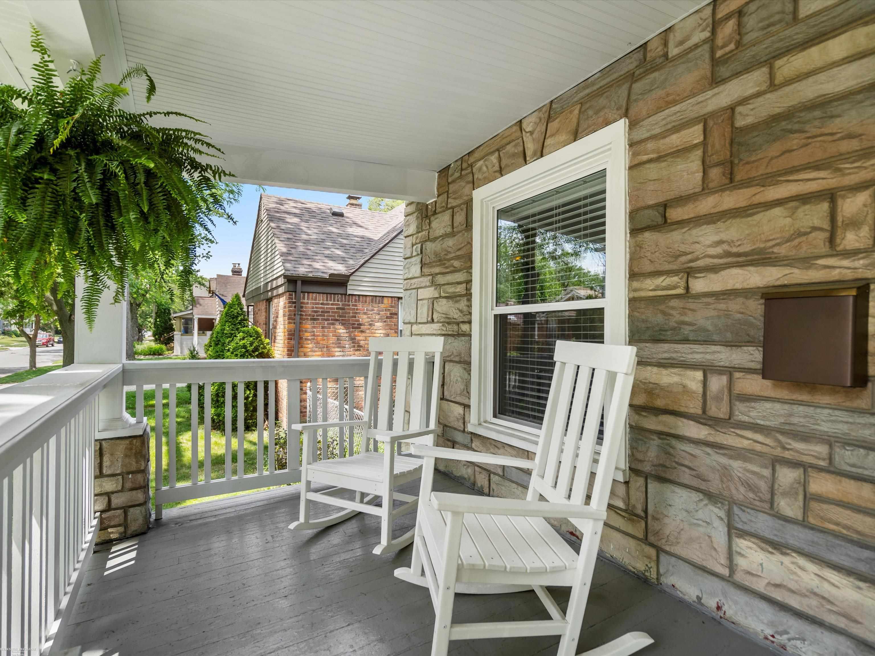 568 Leroy Street