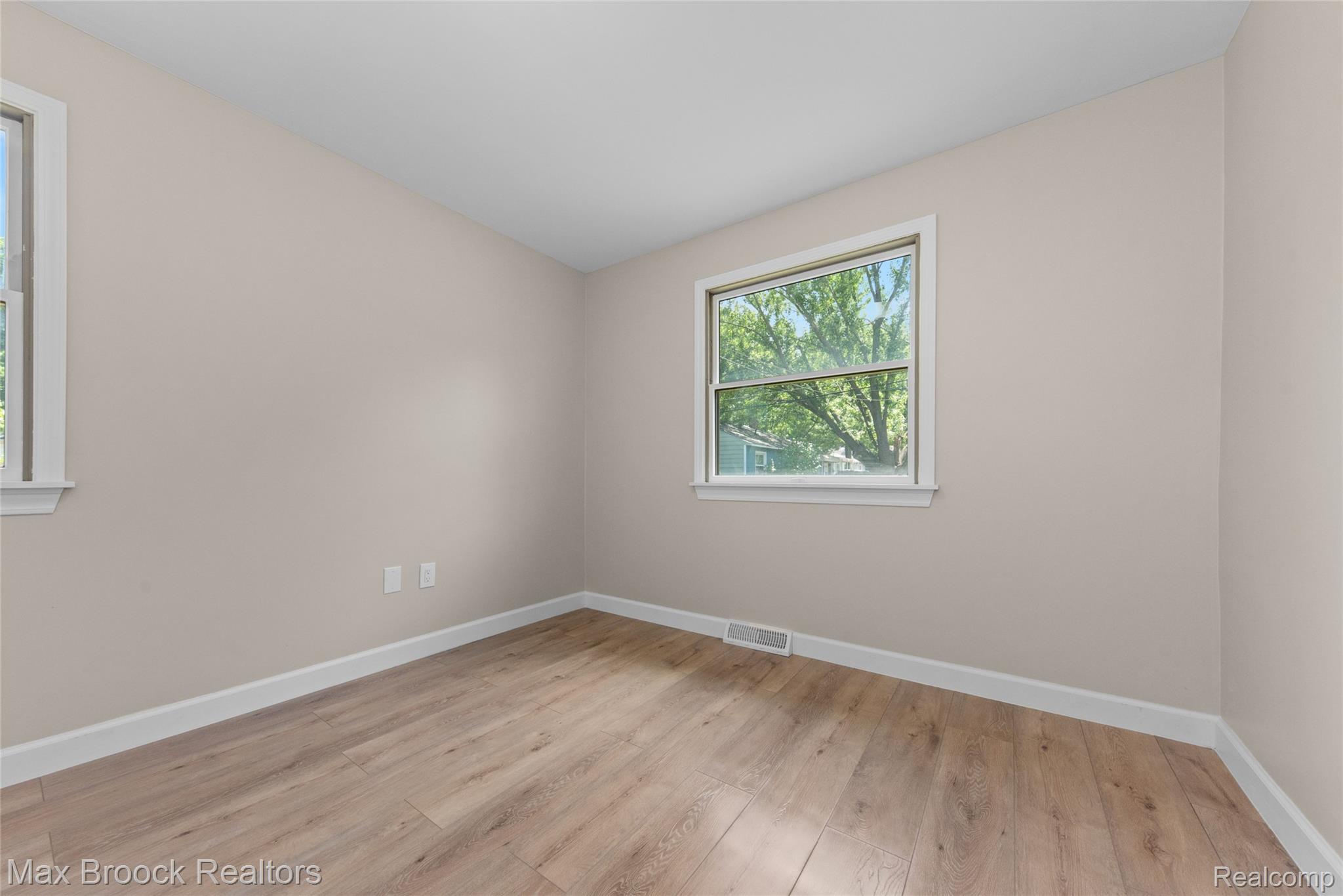 33812 Casco Court