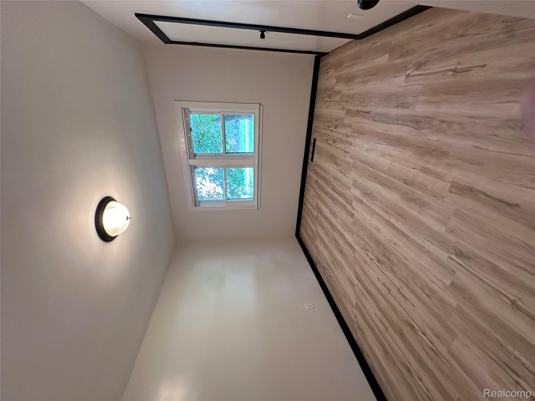 4279 BEECHWOOD Avenue