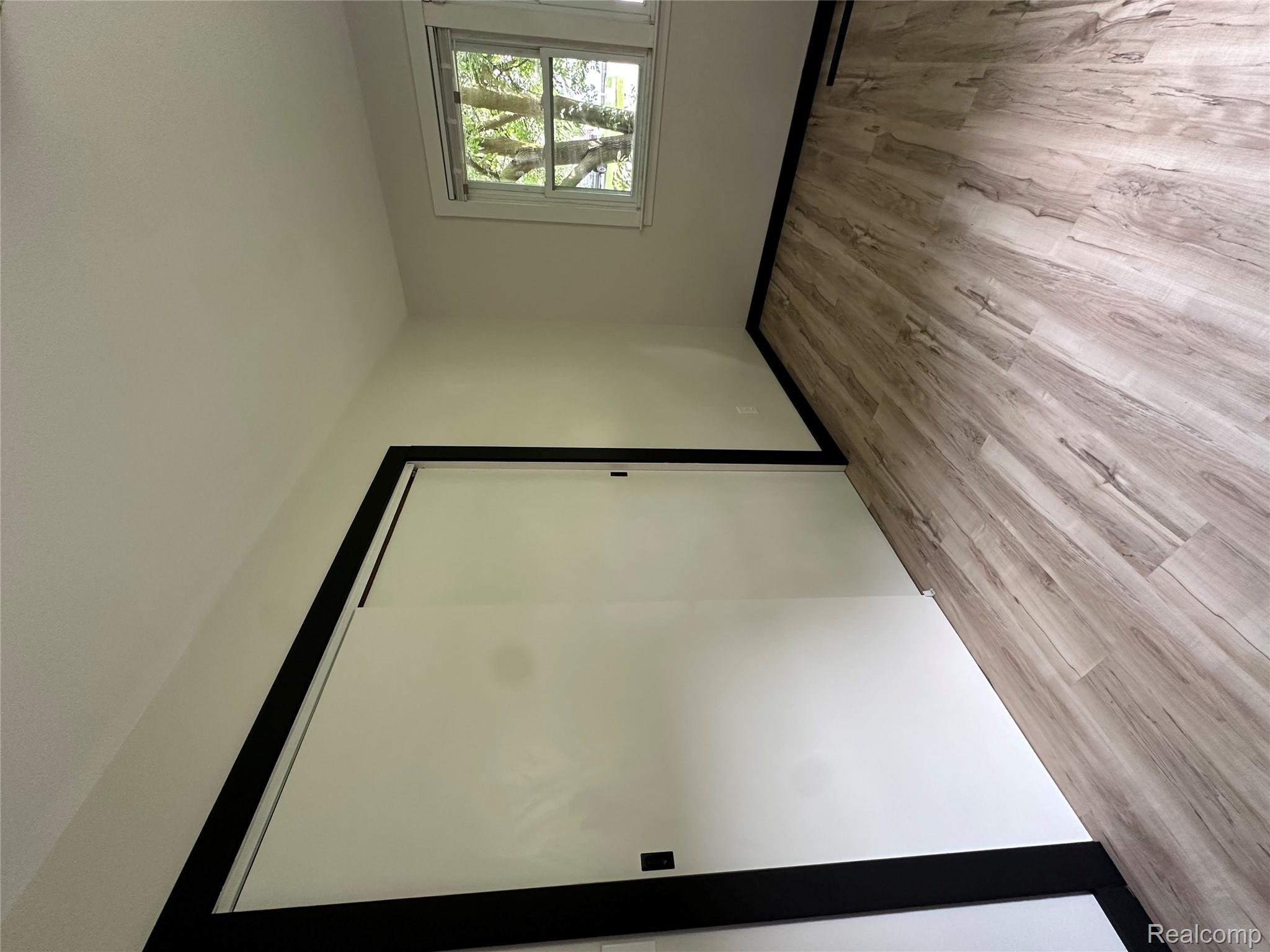 4279 BEECHWOOD Avenue