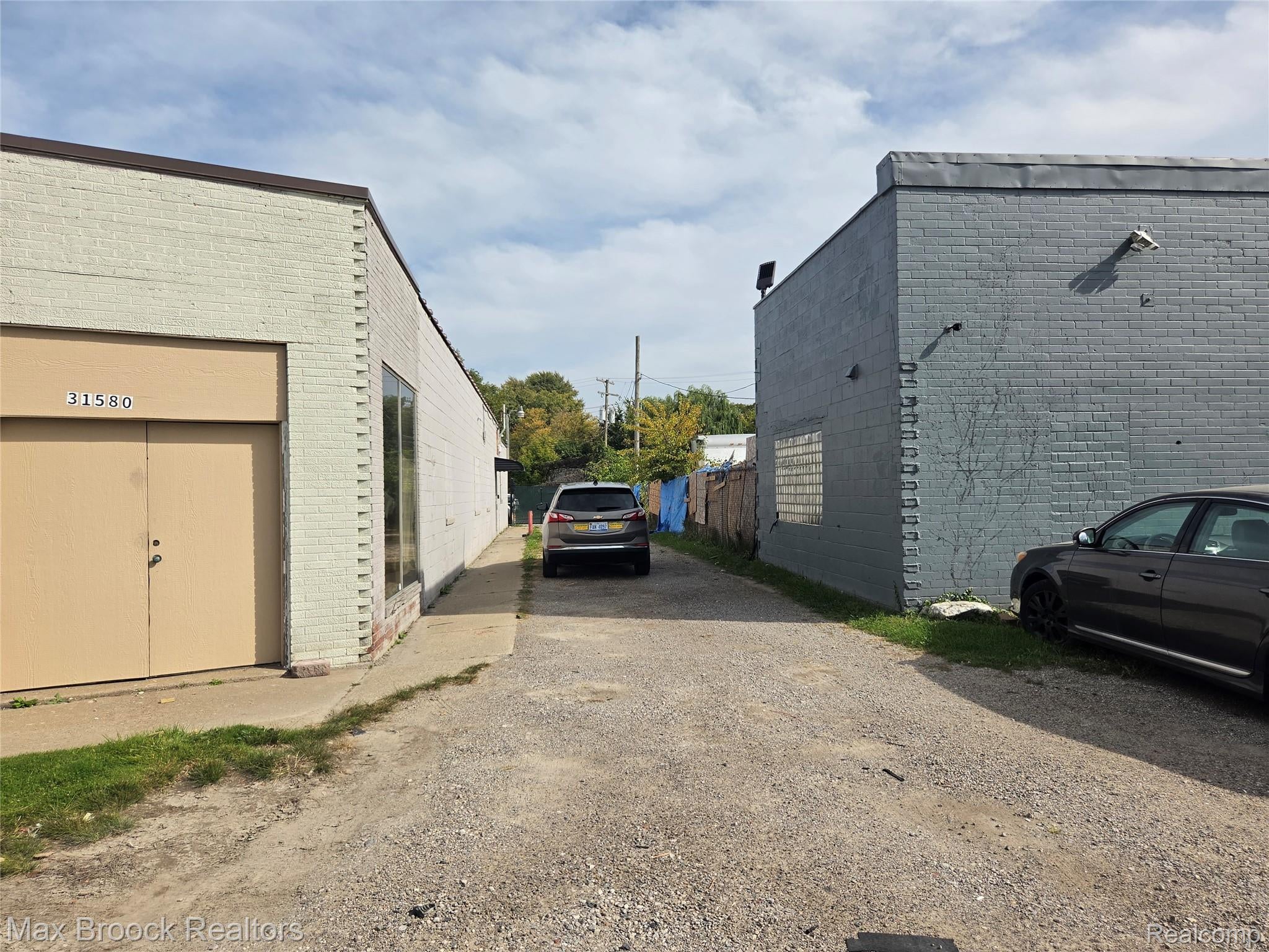 31580 Groesbeck Highway