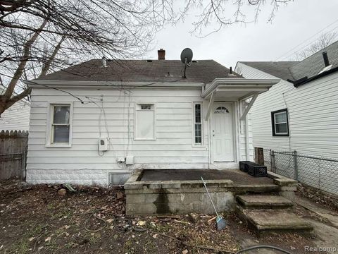 Tiny photo for 8209 Orchard Avenue, Warren City, MI 48089 (MLS # 20261021947)