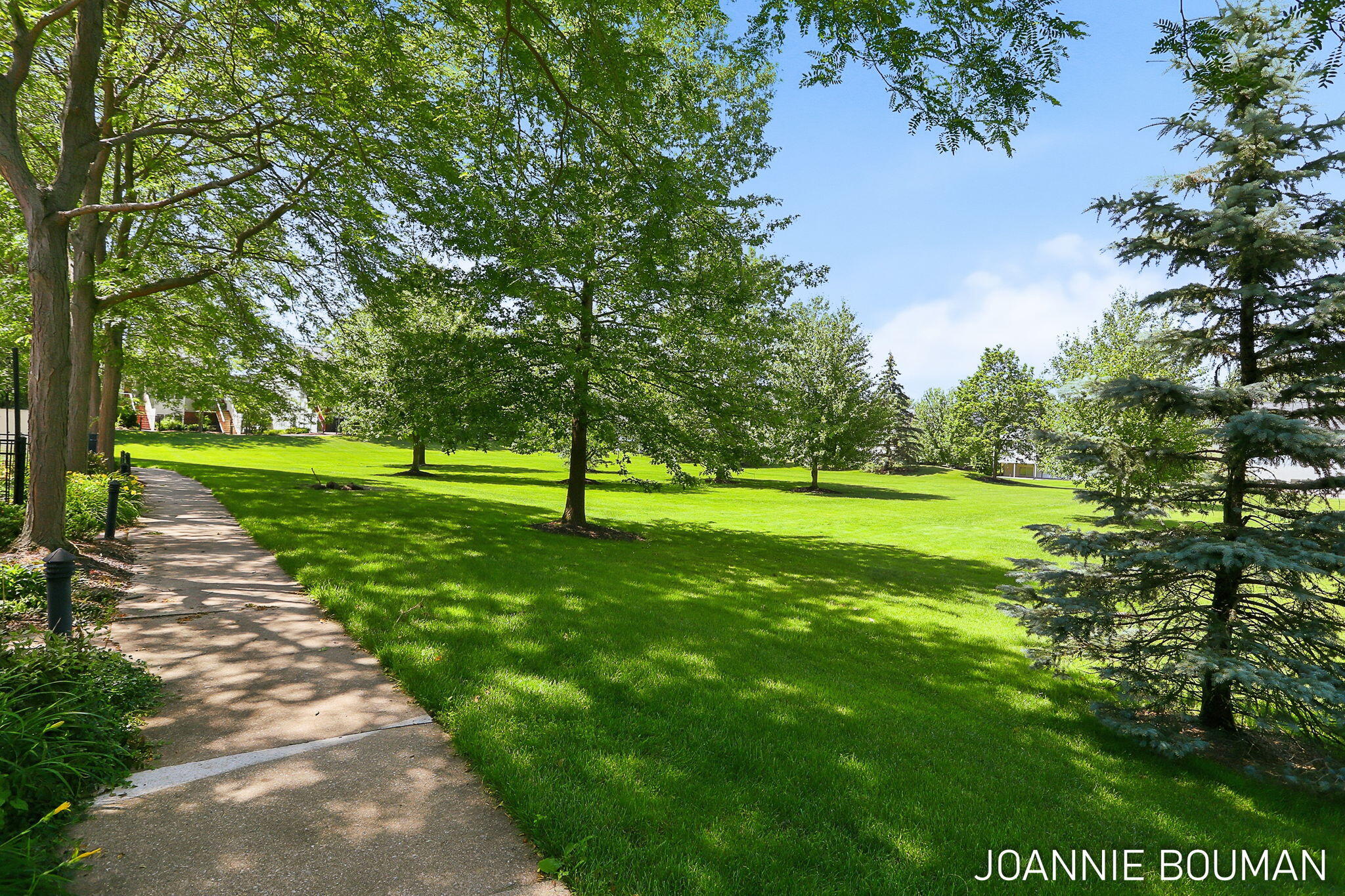 1389 Quarterline Commons 11