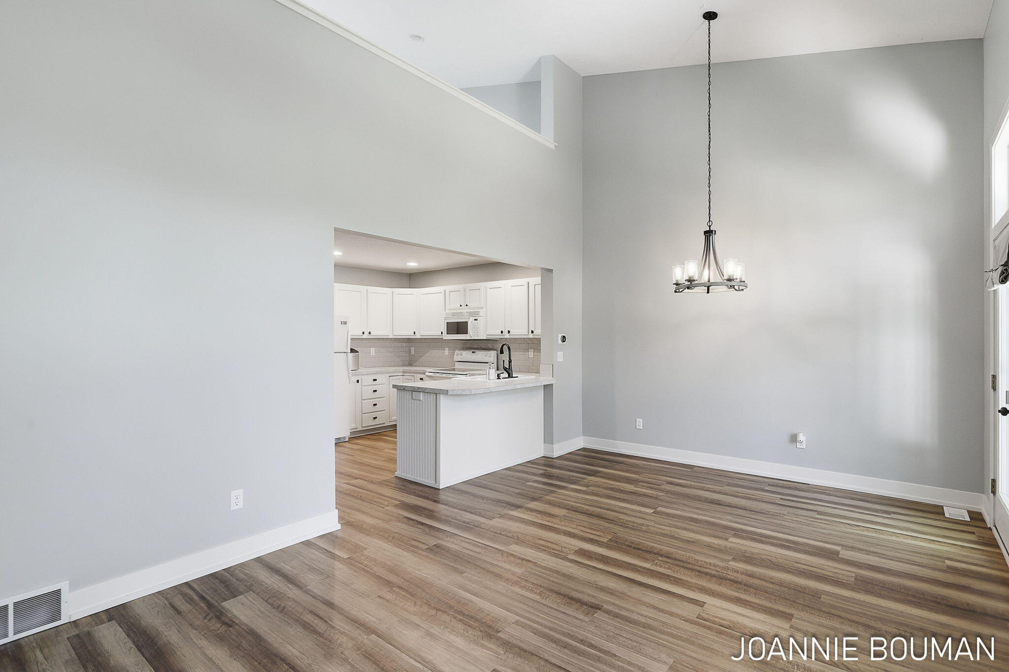1389 Quarterline Commons 11