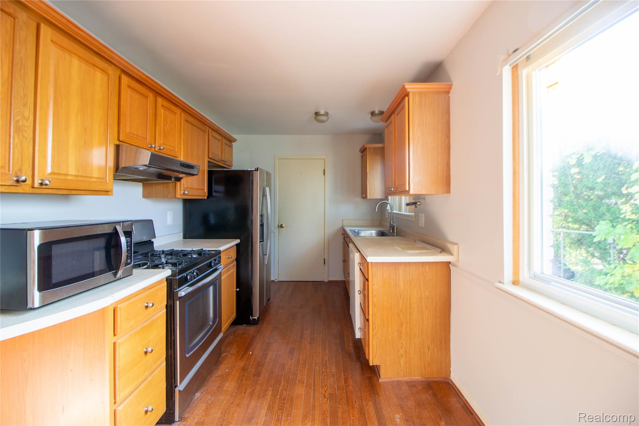 29148 FAIRFAX Street