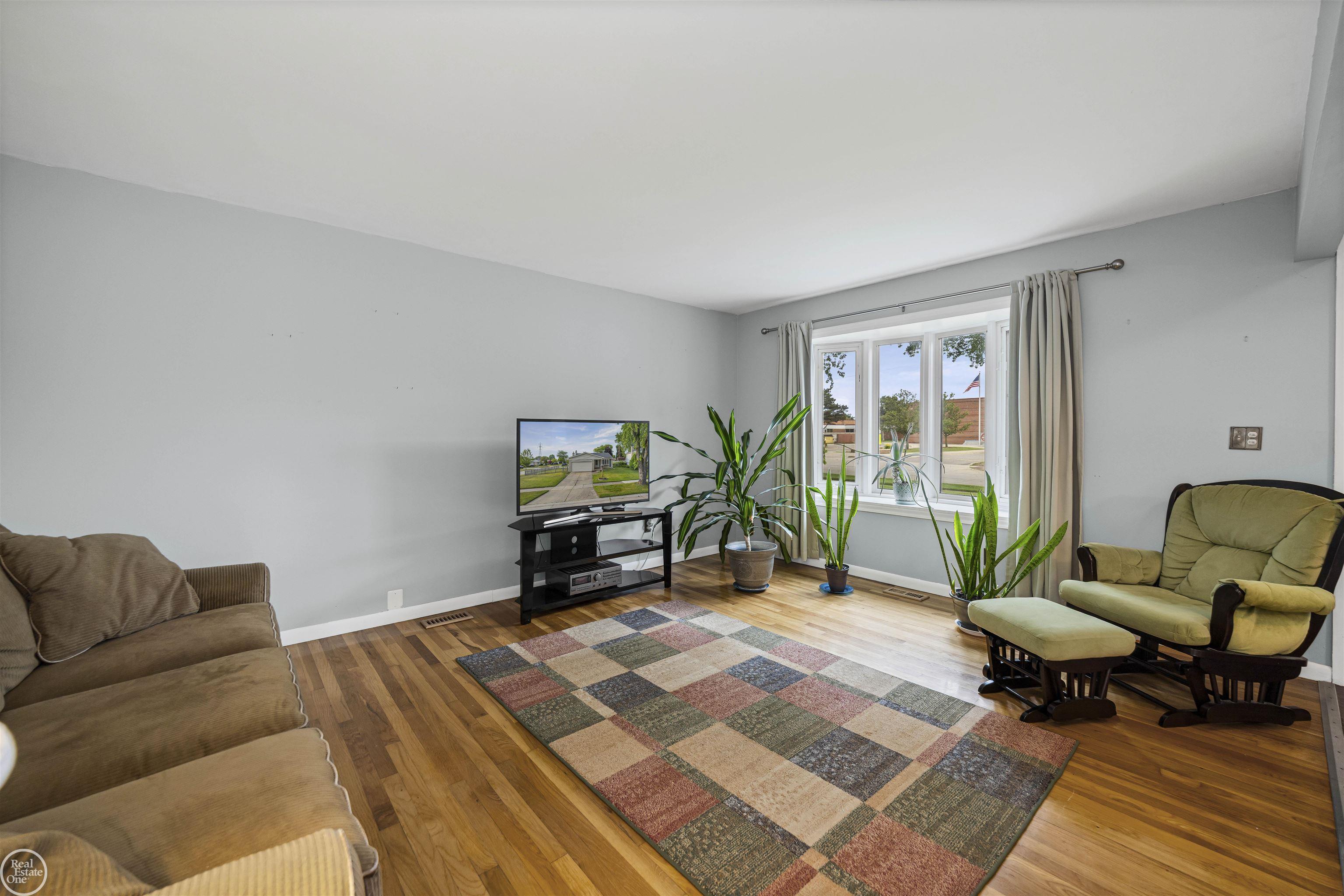 14103 Heritage Road