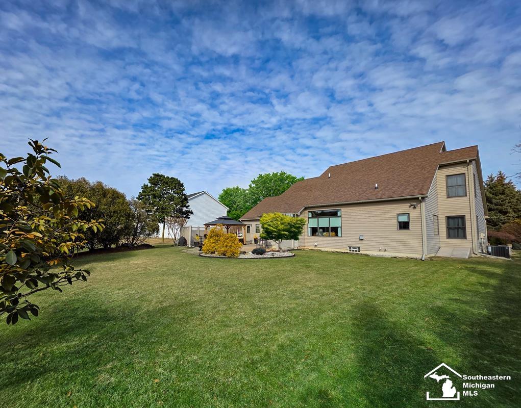 986 Regents Park Drive