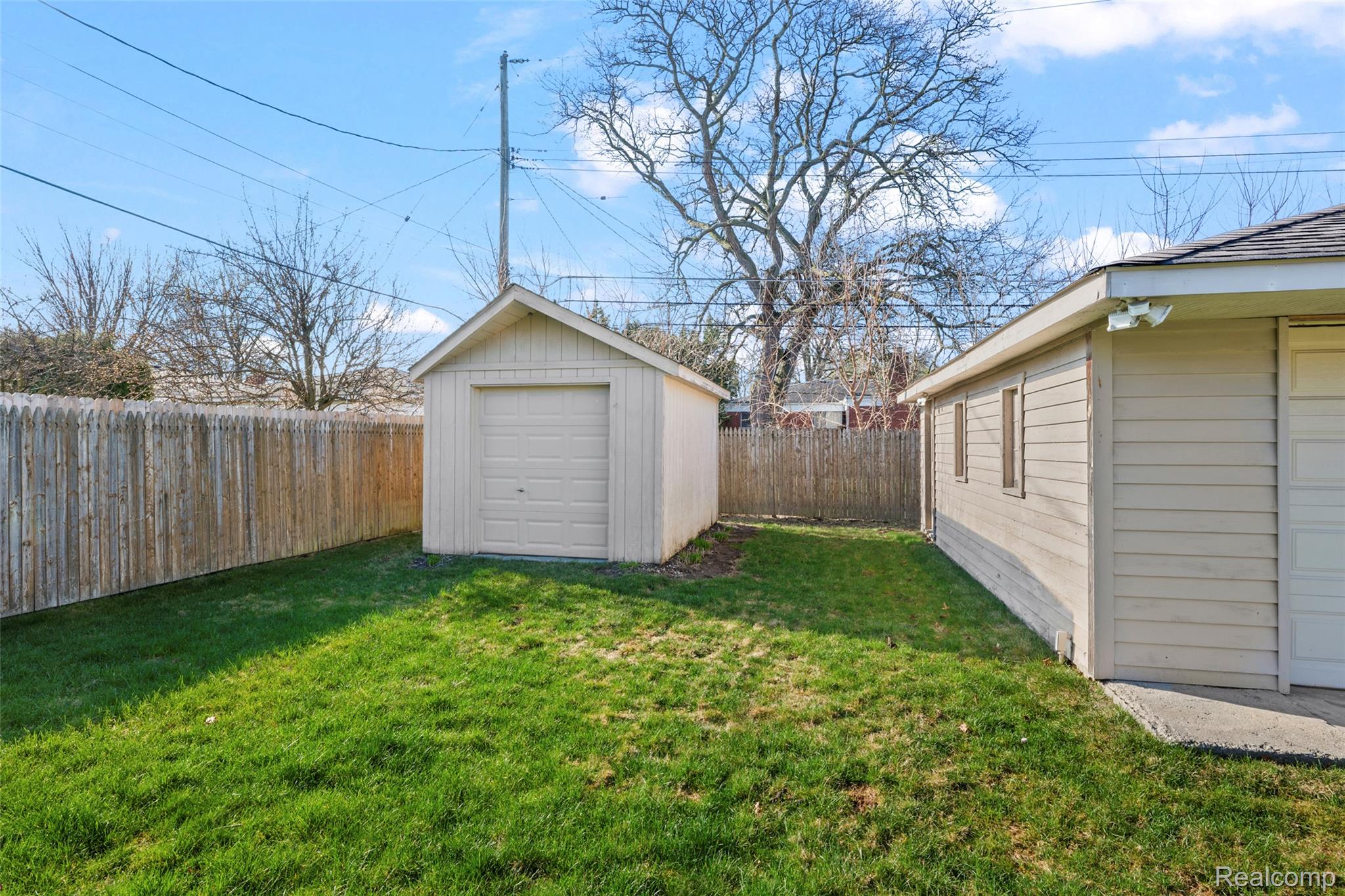 11368 Canterbury Drive