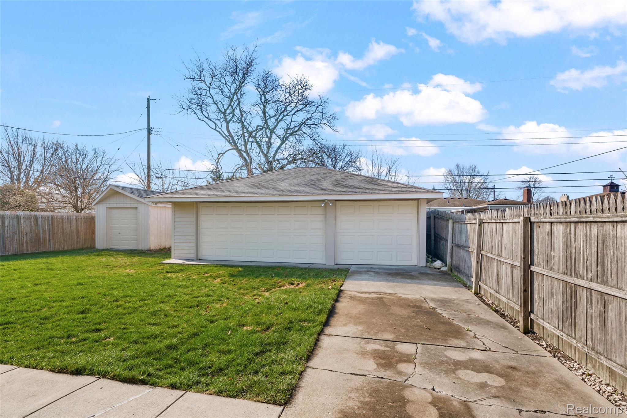 11368 Canterbury Drive