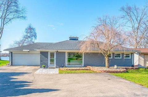 47969 Merle Court Van Buren Charter Township MI 48111