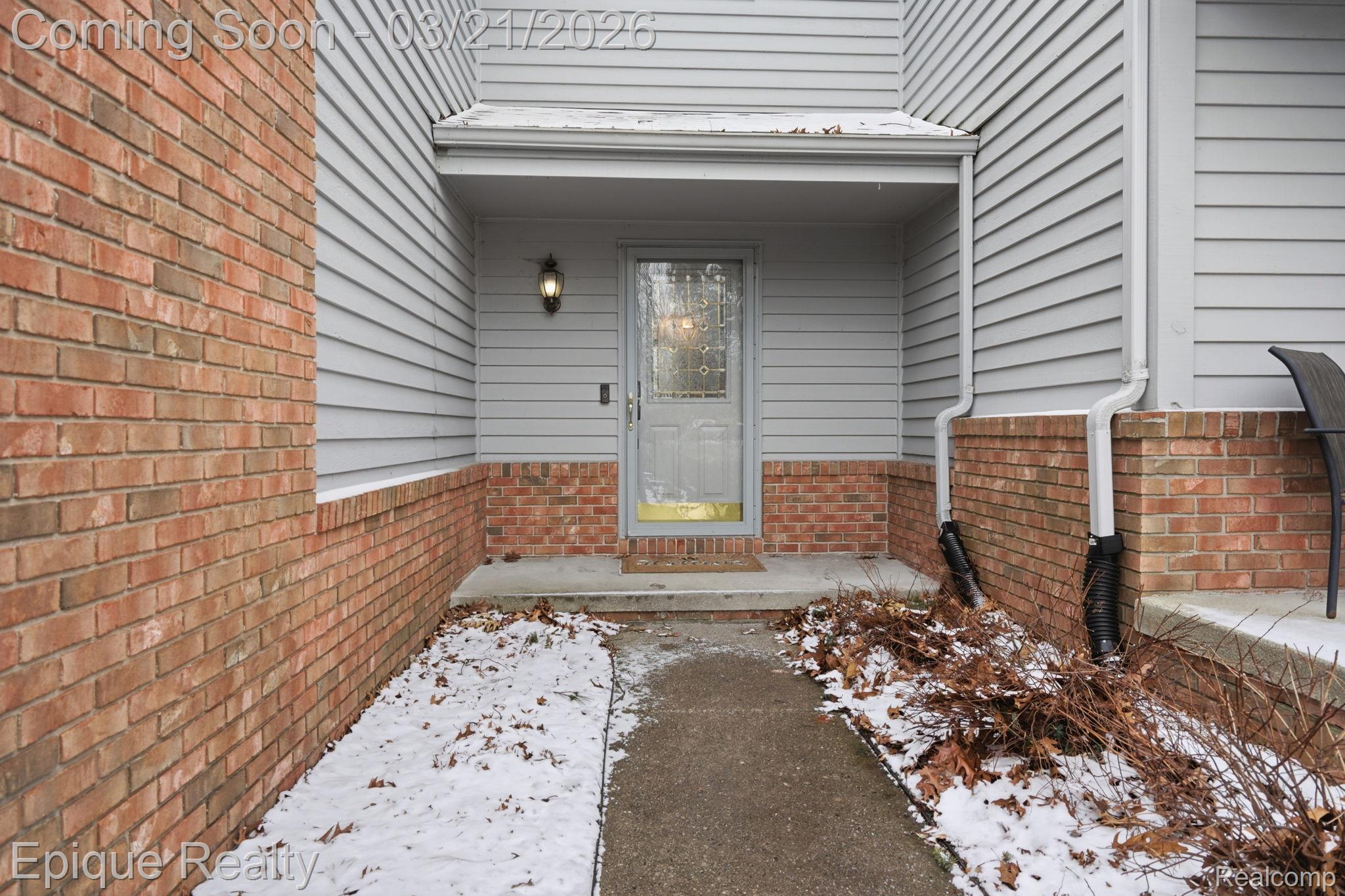 6607 Ridgeview Drive