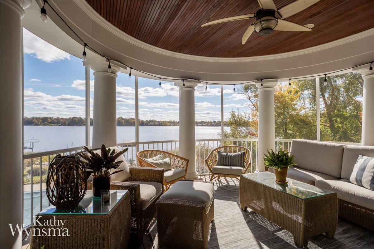 2634 Reeds Lake Ct Court SE