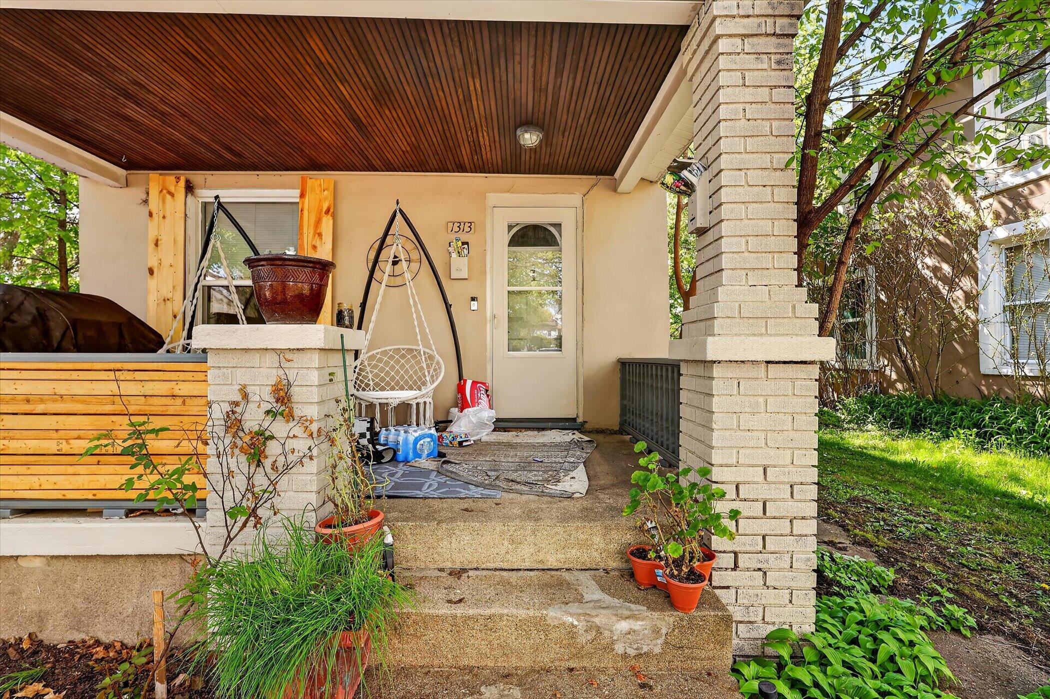 1313 Davis Avenue NW