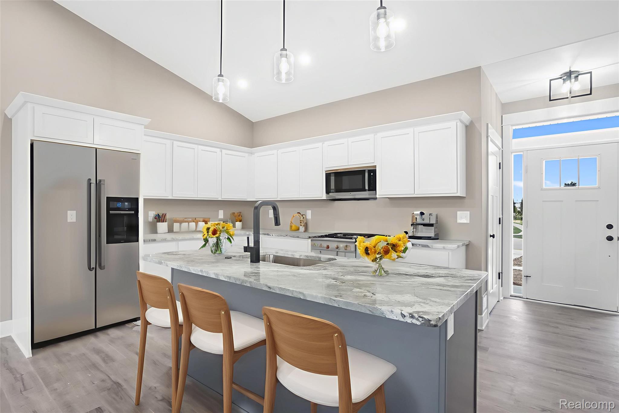 7246 Geraldine Circle