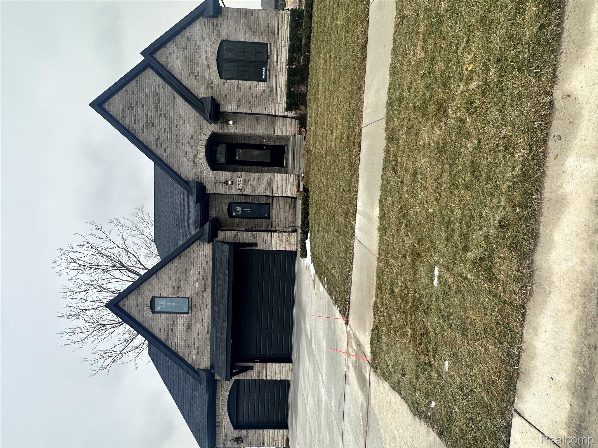 57192 Meadowridge Drive