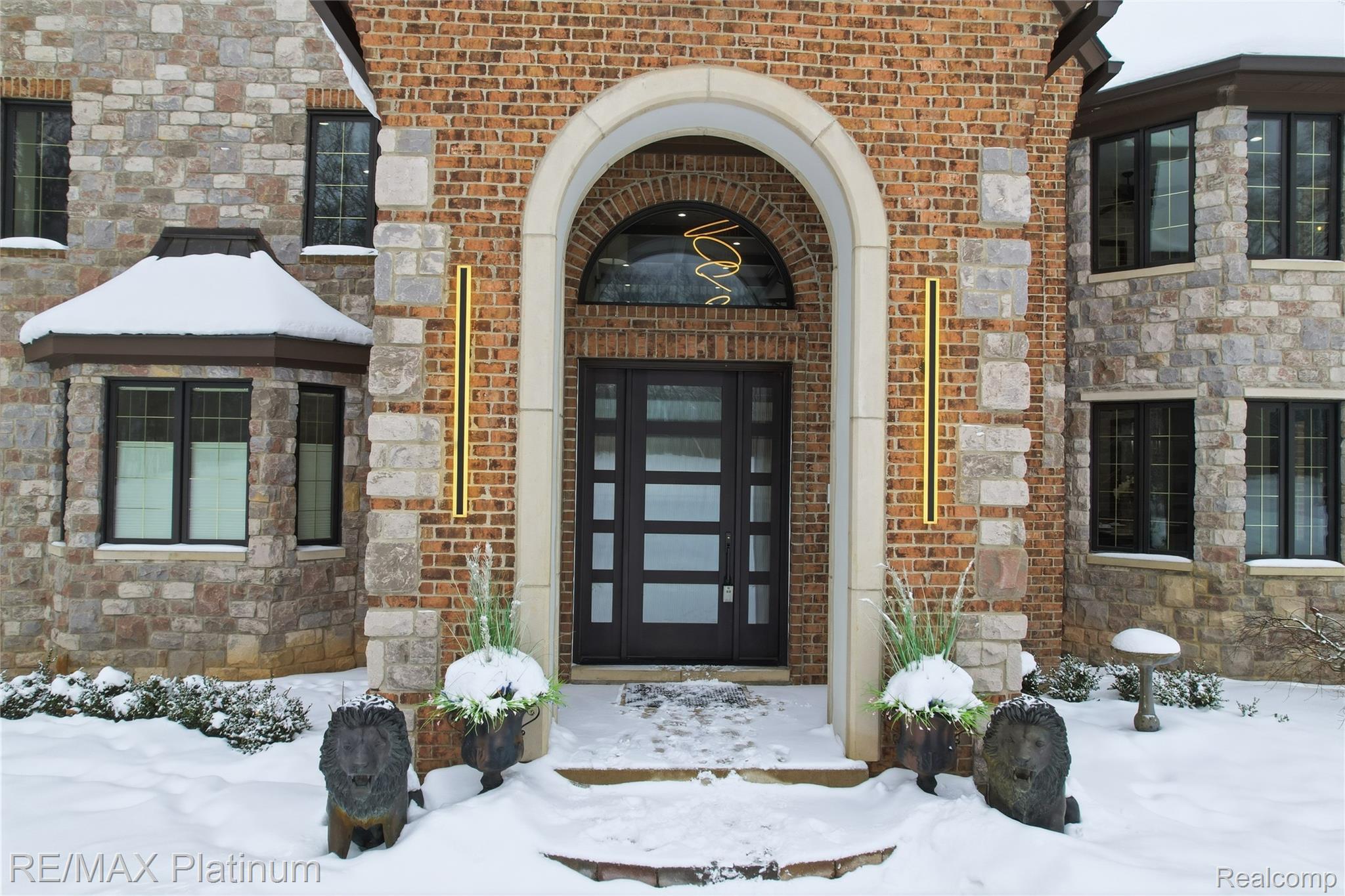 11205 Redberry Court