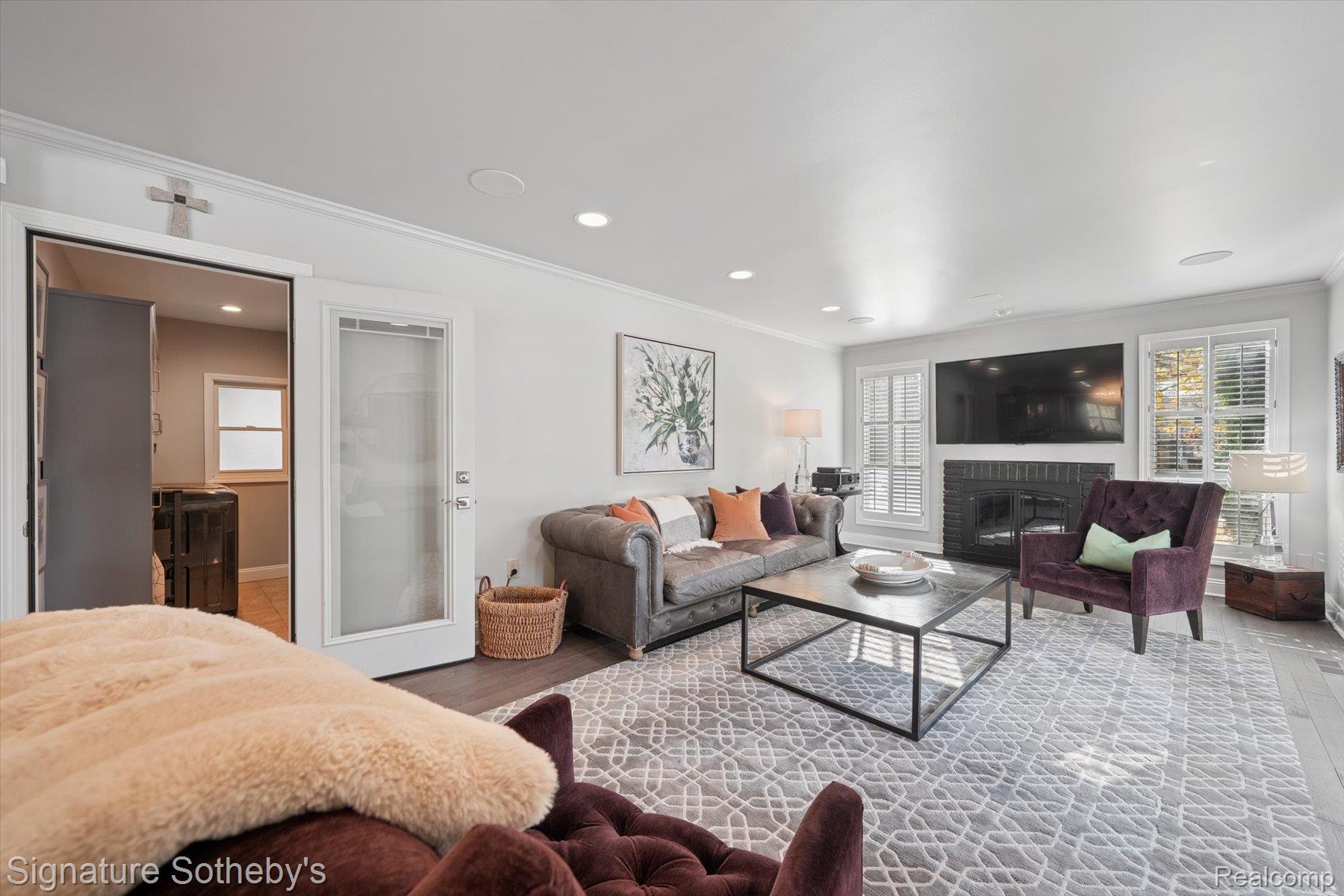 1926 Hickory Bark Lane