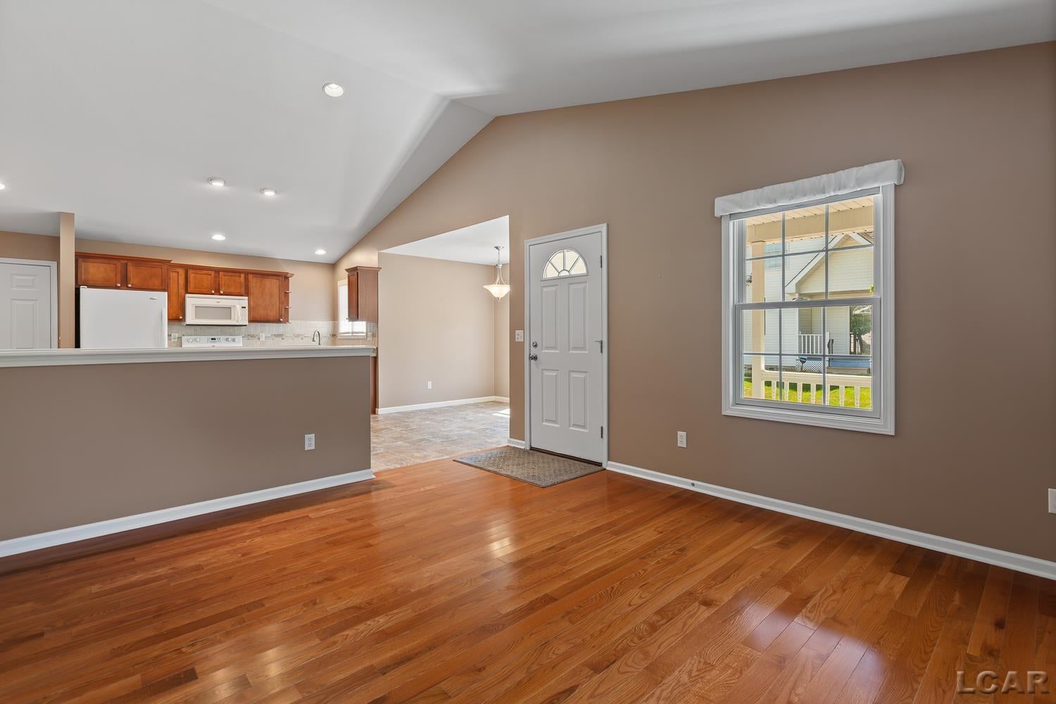 784 W Maple Avenue