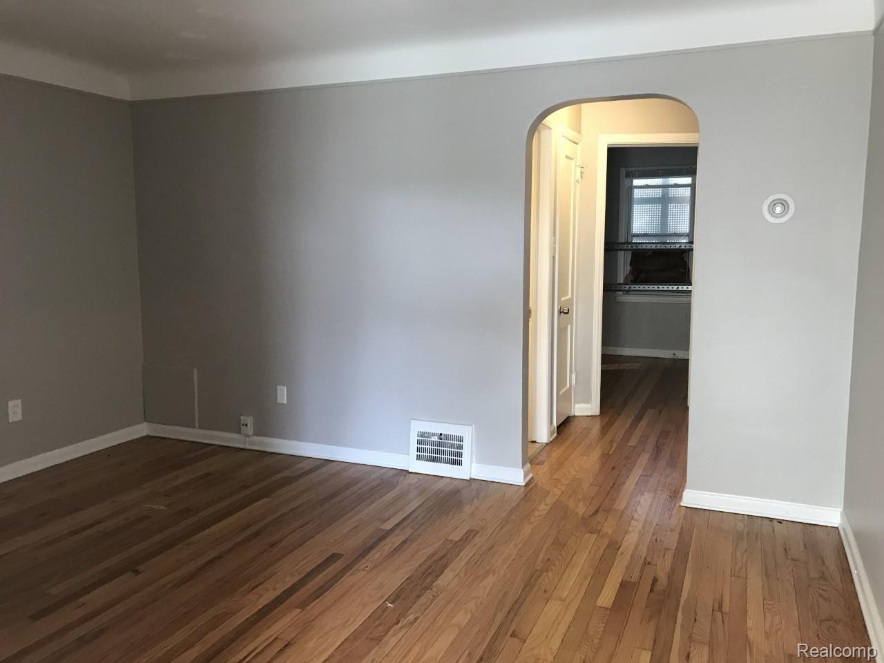 19381 KENOSHA Street