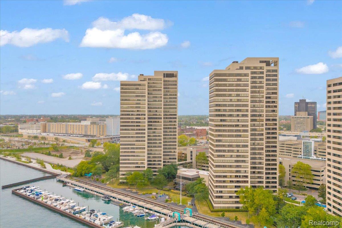 Detroit City, Michigan 48226, United States, 2 Bedrooms Bedrooms, ,2 BathroomsBathrooms,Residential,Active,208109