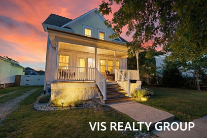 627 Fulton Avenue Grand Haven City MI 49417