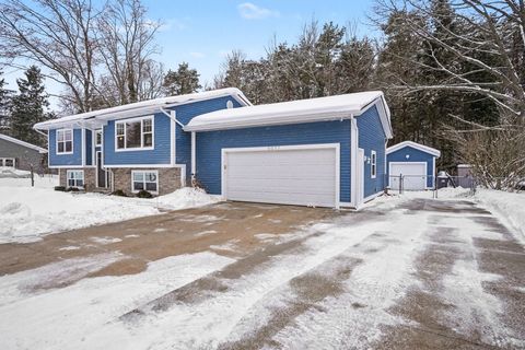 5077 Melmax Street Norton Shores City MI 49441