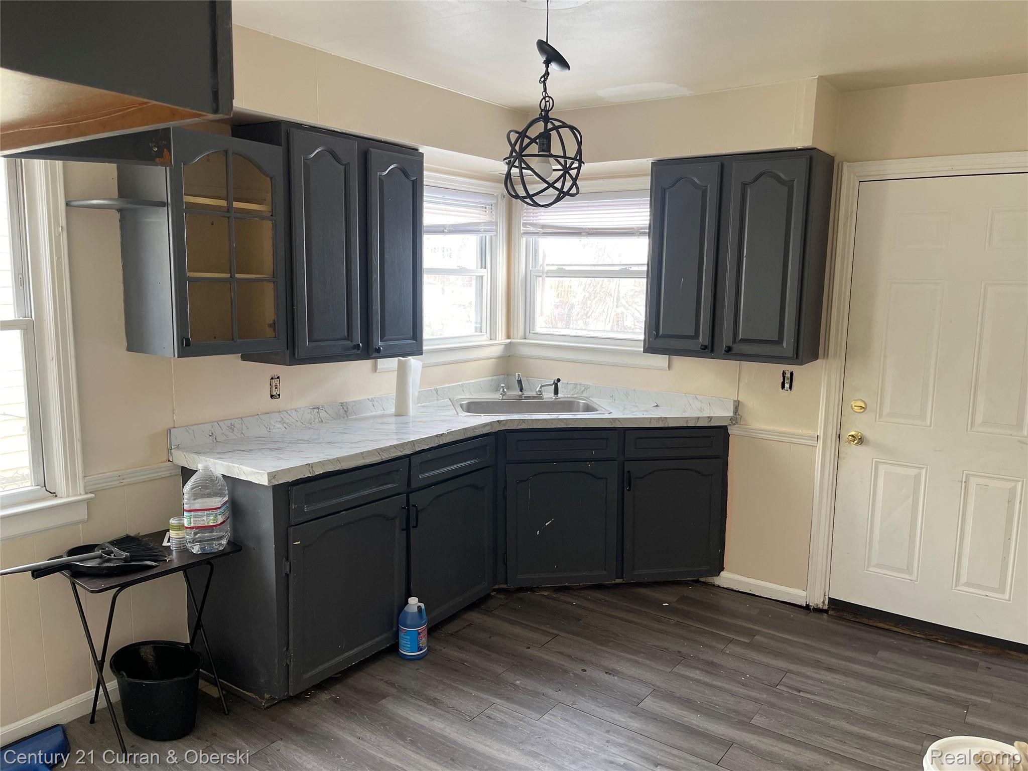 4531 Woodward Street