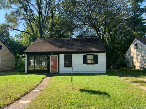 10431 CORNING Street Oak Park City MI 48237