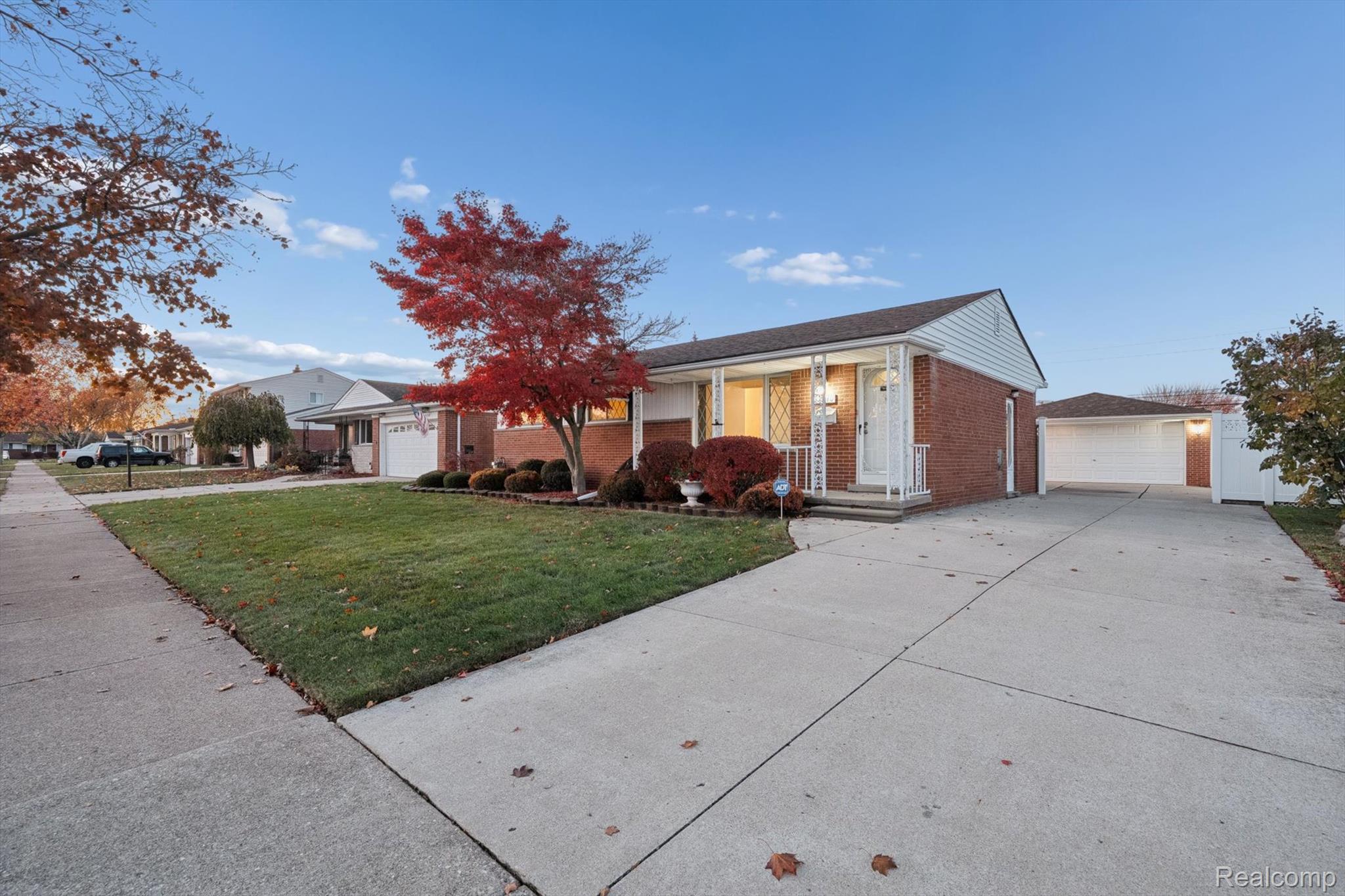 14240 Stratford Street