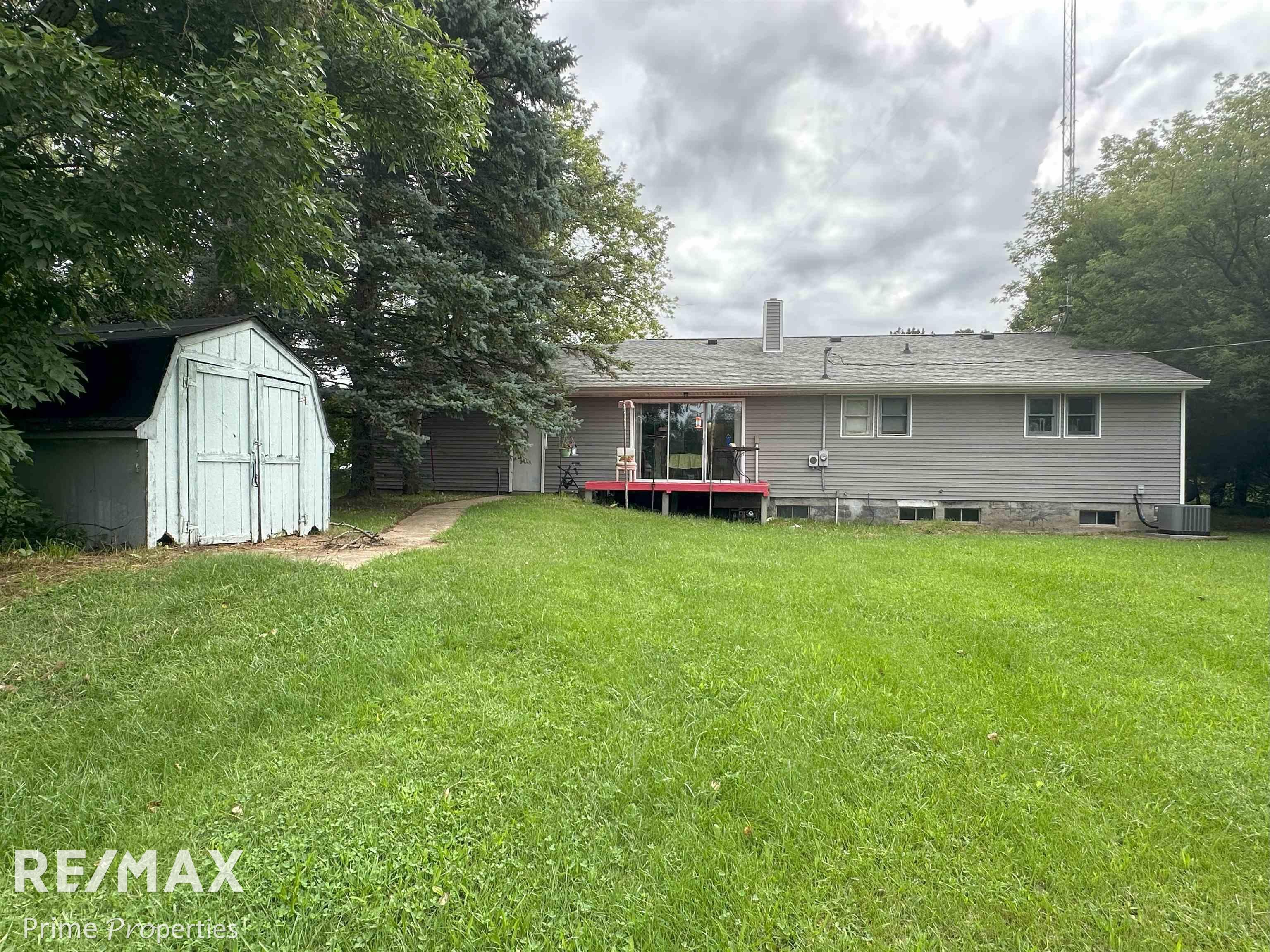 3254 S Plain Road
