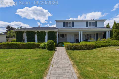 Photo of 32007 Claeys Drive, Warren City, MI 48093 (MLS # 20261045532)