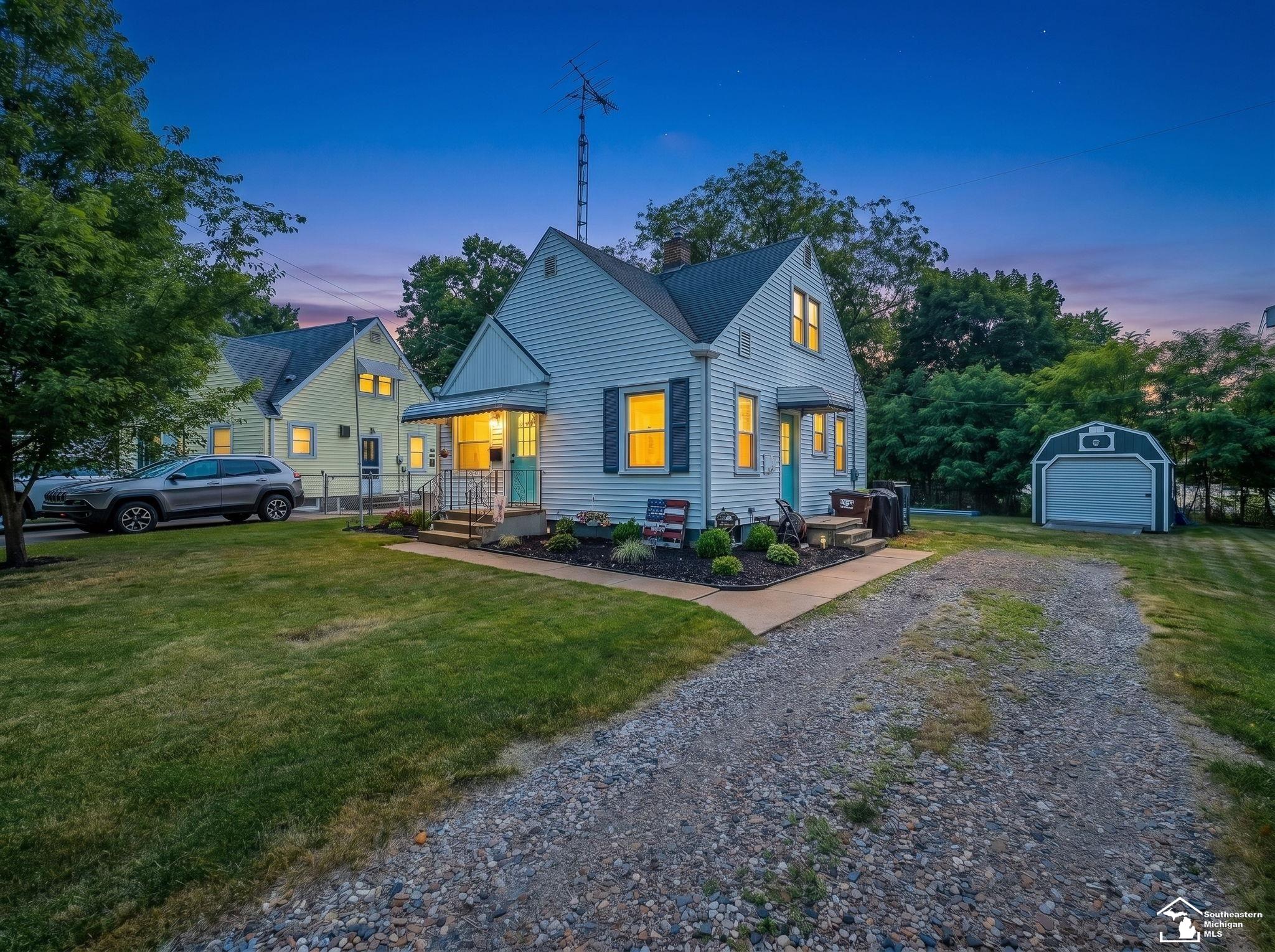 411 Center Drive