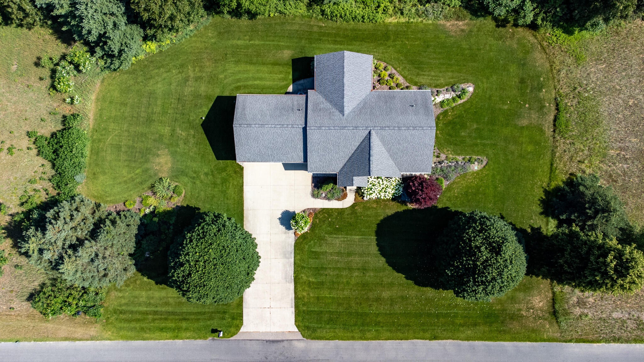 2232 W East Hill Drive