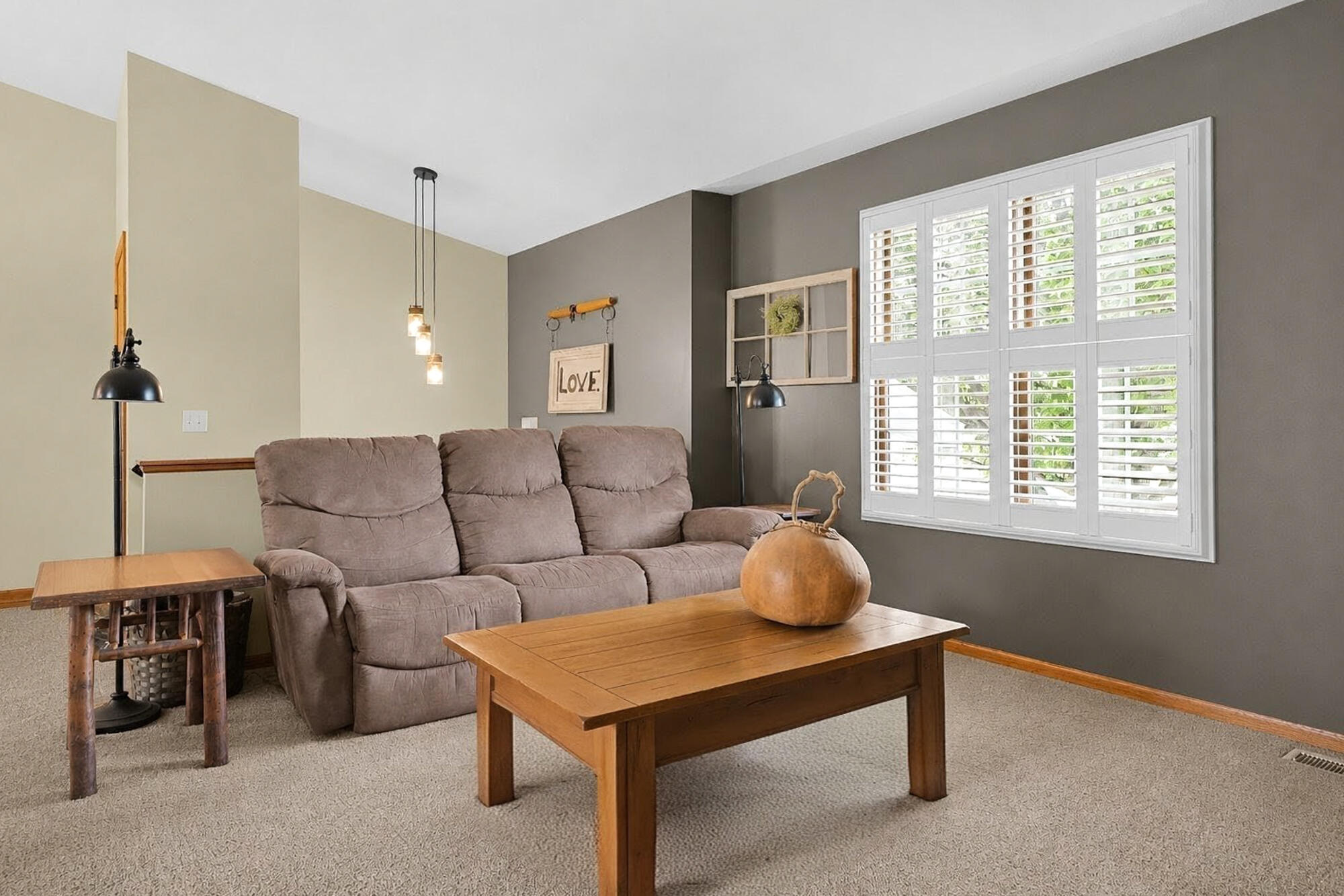 1180 Oxbow Drive