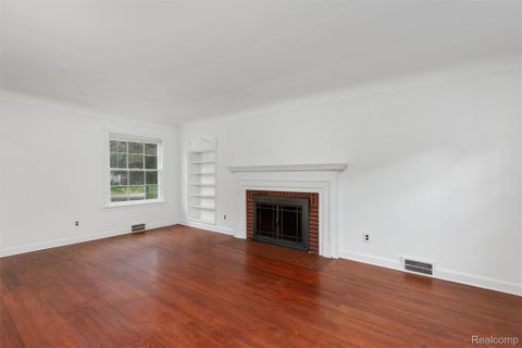 Tiny photo for 18753 San Diego Boulevard, Lathrup Village City, MI 48076 (MLS # 20261073607)