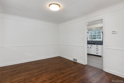 Tiny photo for 18753 San Diego Boulevard, Lathrup Village City, MI 48076 (MLS # 20261073607)