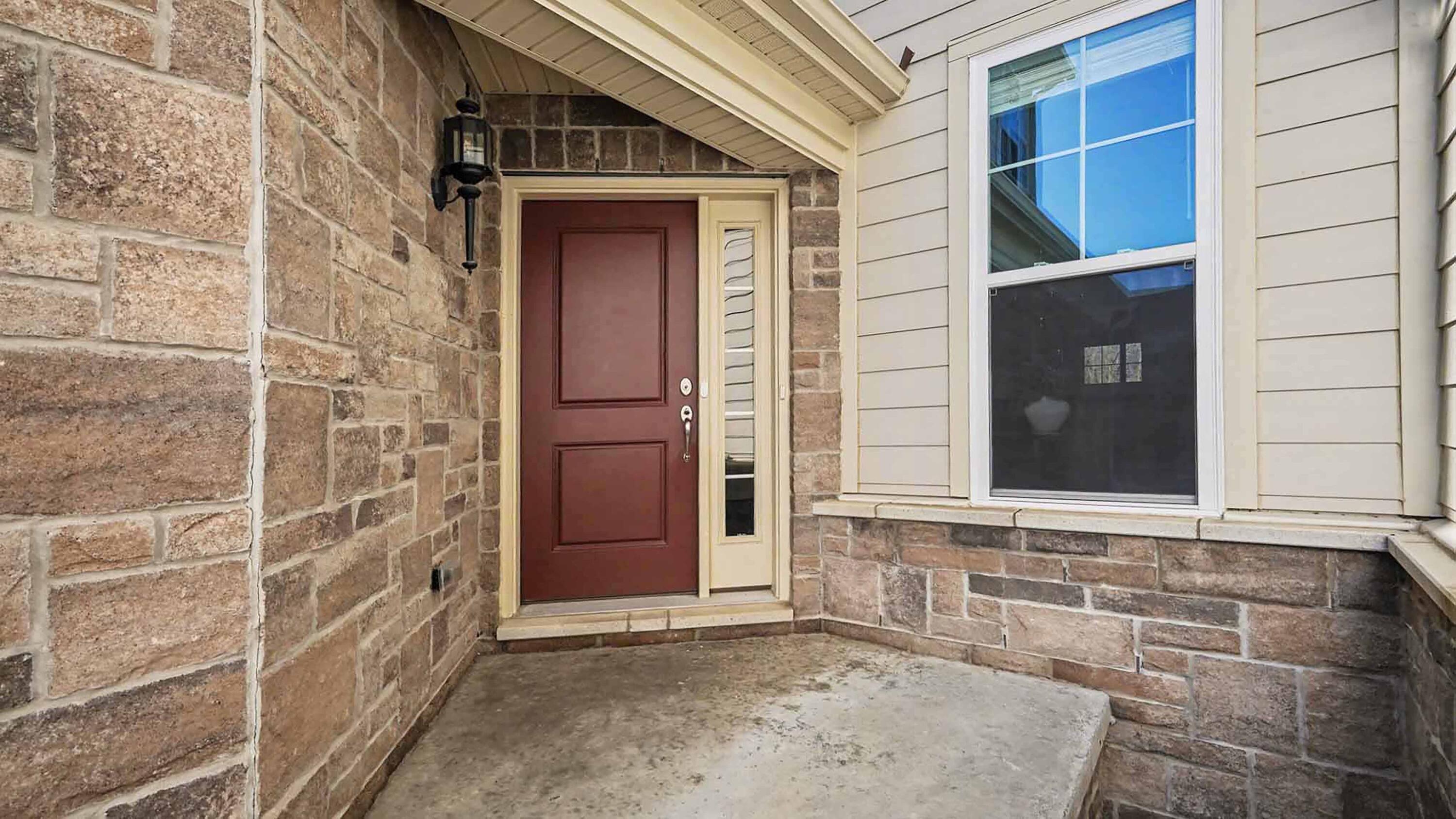 3084 N Spurway Drive