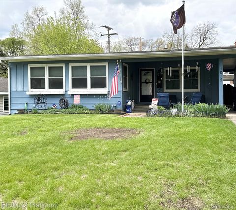 1015 Canal Street Milford Village MI 48381