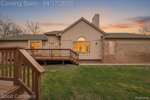 21650 River Ridge Trail Farmington Hills City MI 48335