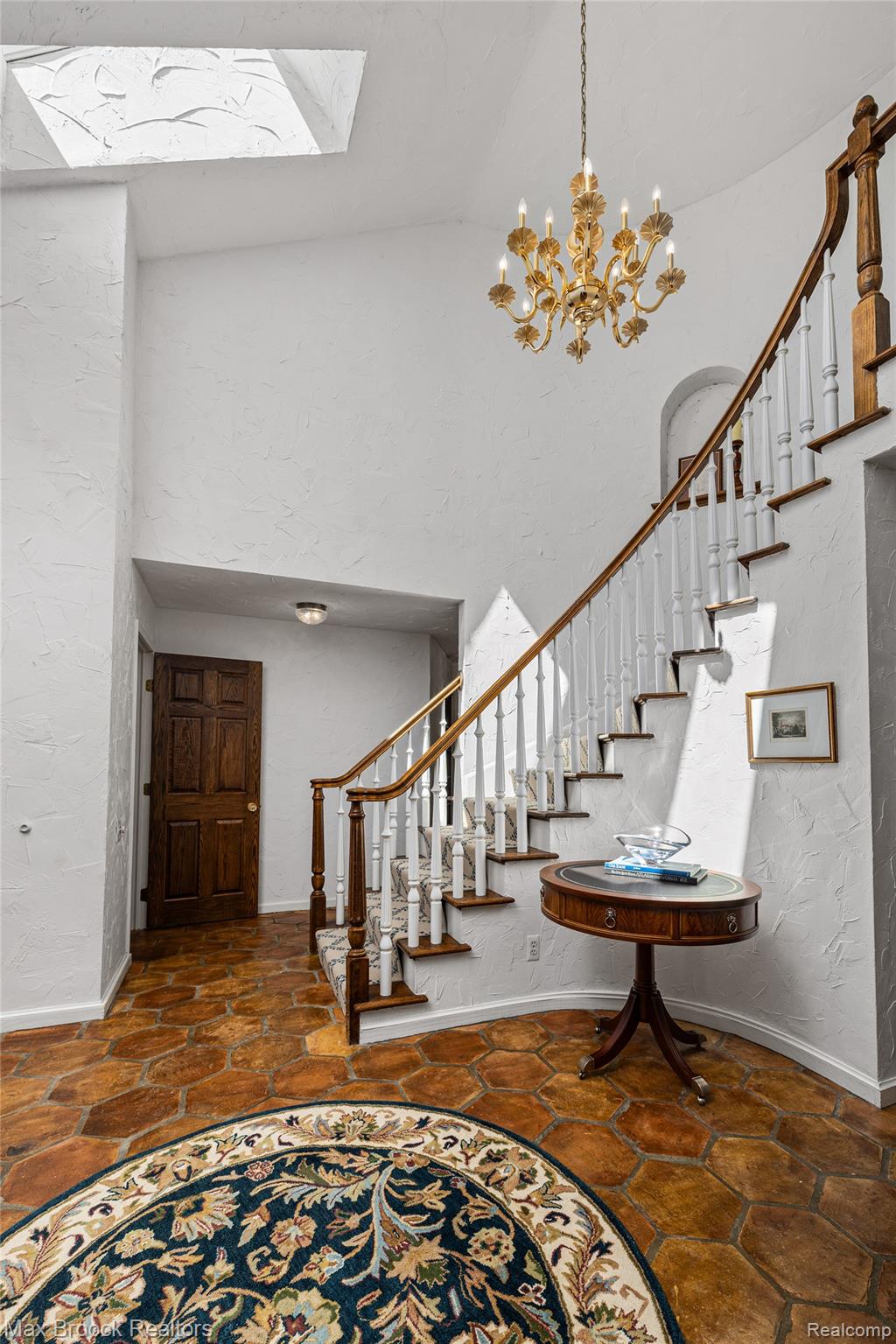 2525 Crofton Court
