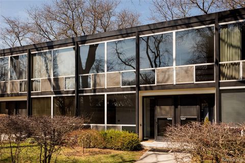 1345 Joliet Place Detroit City MI 48207