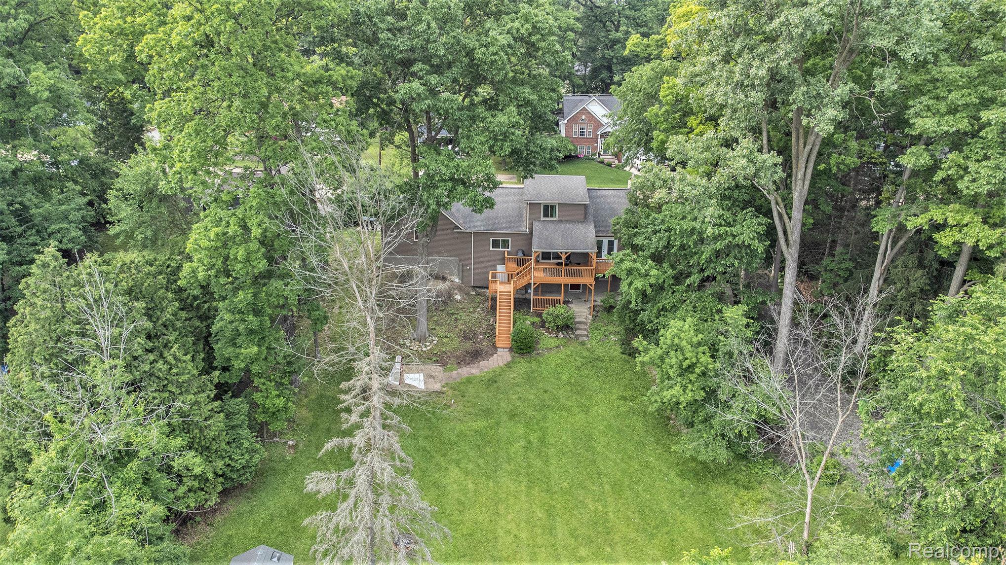 Lake Orion Village, Michigan 48362, United States, 3 Bedrooms Bedrooms, ,2 BathroomsBathrooms,Residential,Active,168373