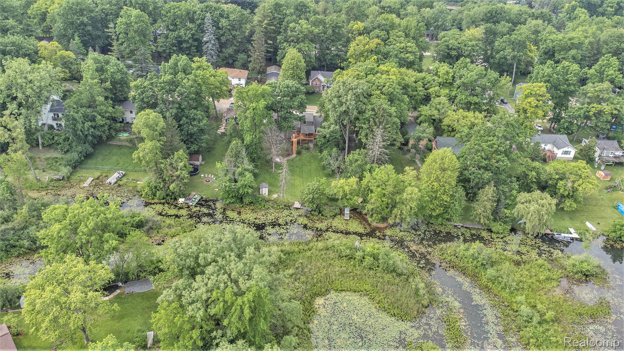 Lake Orion Village, Michigan 48362, United States, 3 Bedrooms Bedrooms, ,2 BathroomsBathrooms,Residential,Active,168373