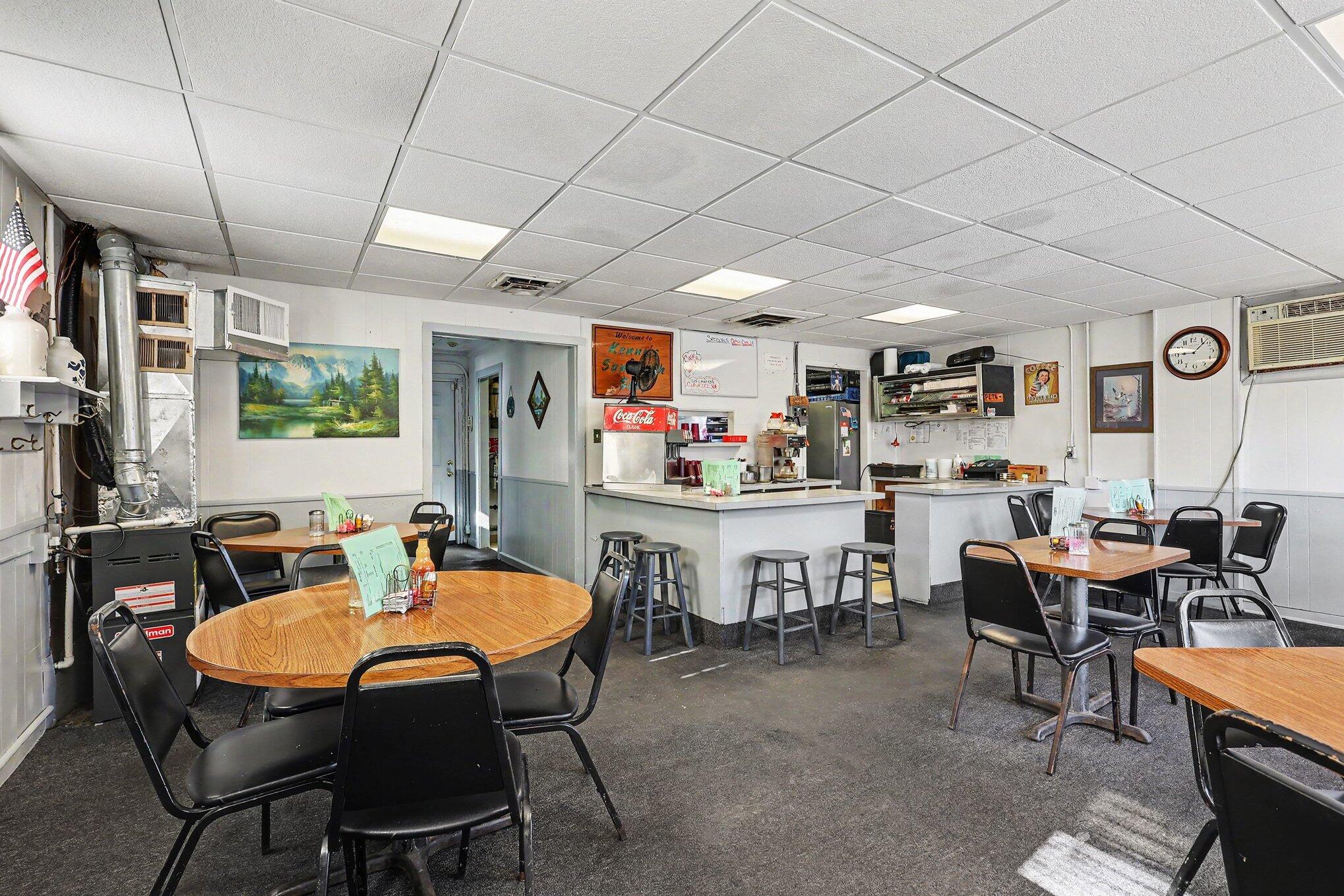 323 E Broadway Avenue