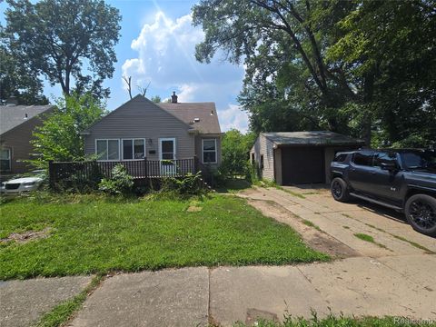 1126 MAGNOLIA Drive Inkster City MI 48141