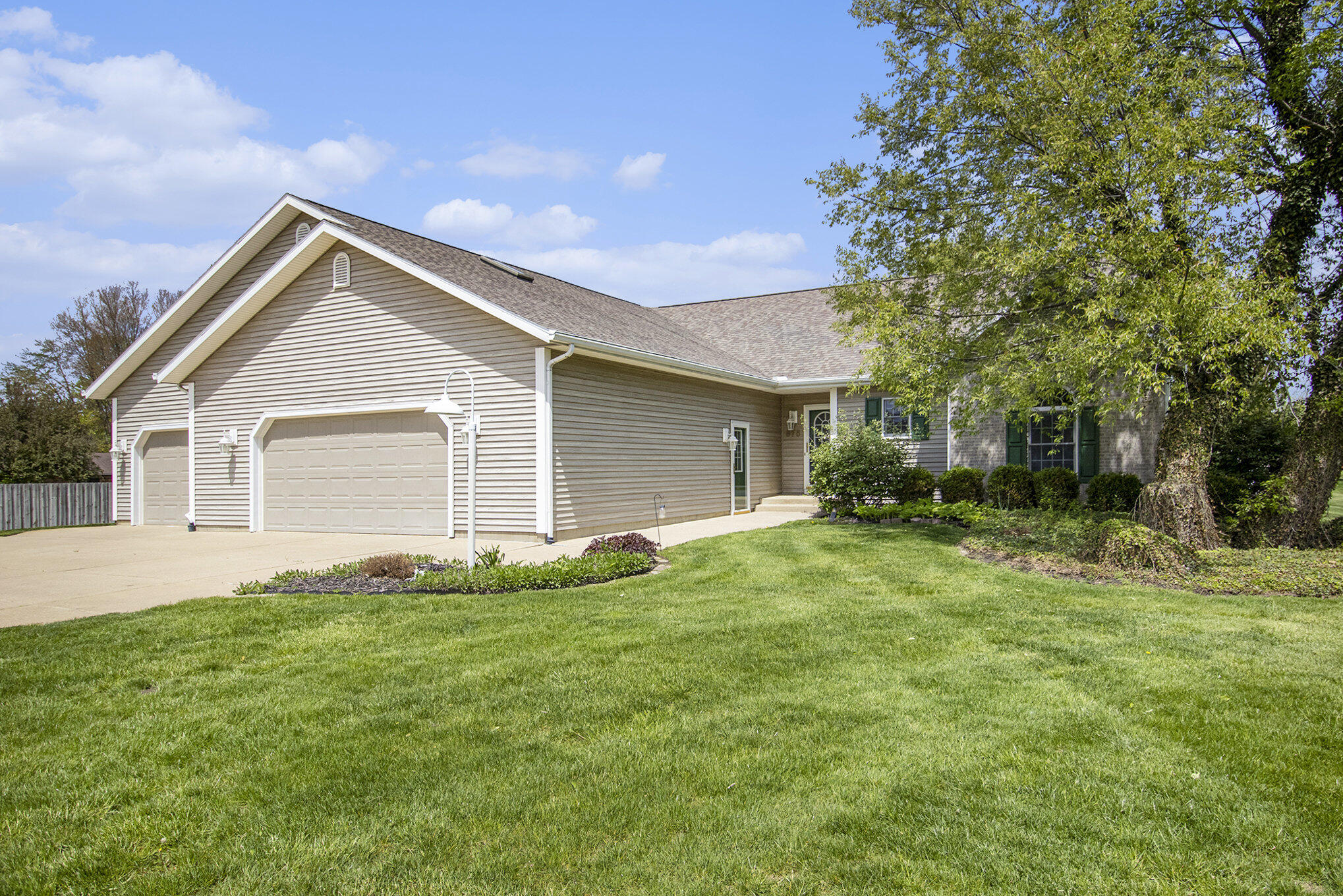 575 Invicta Drive