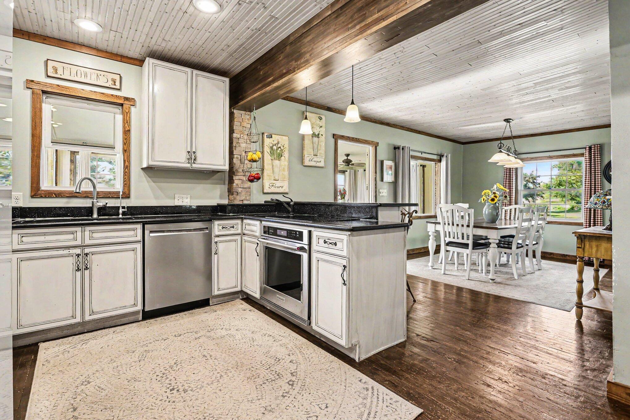 2175 E Hinchman Road