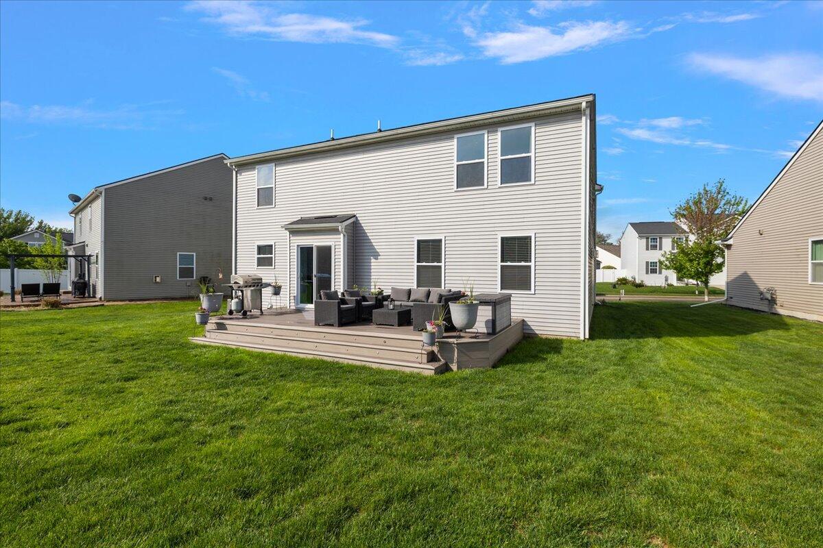 8429 Walnut Hill