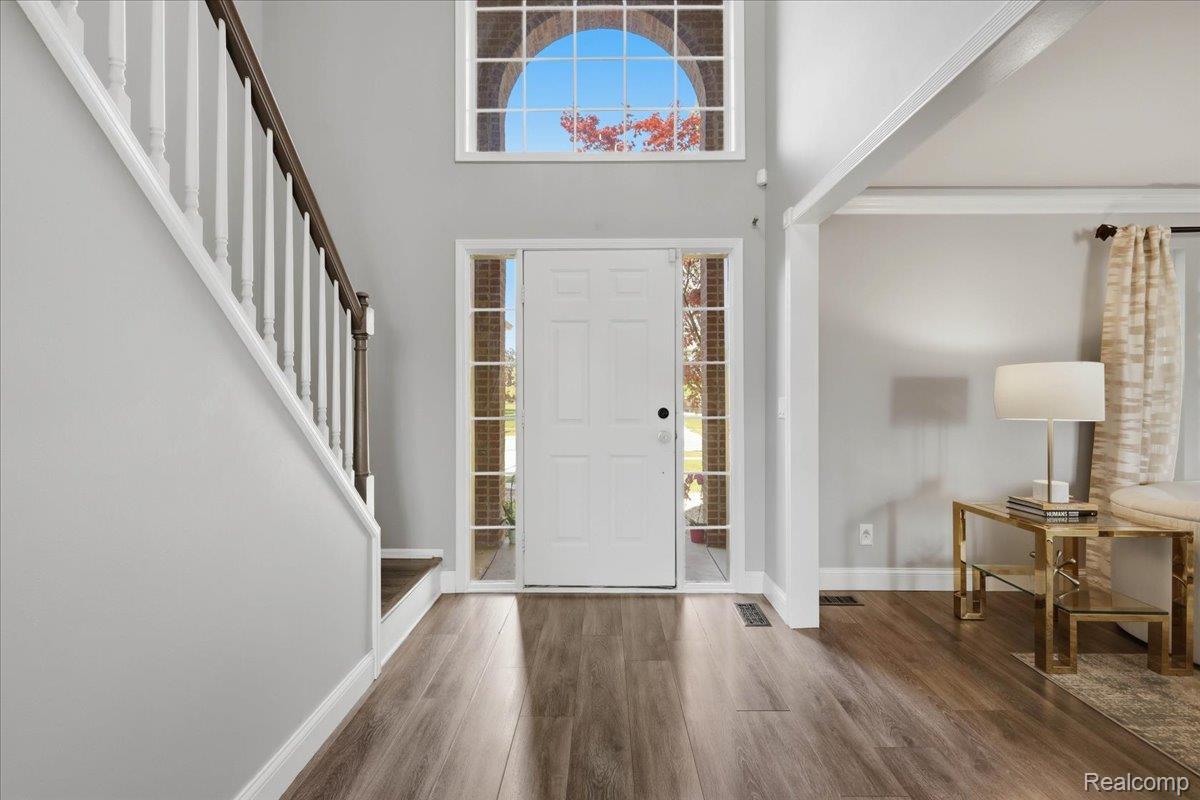 4748 Sherwood Circle